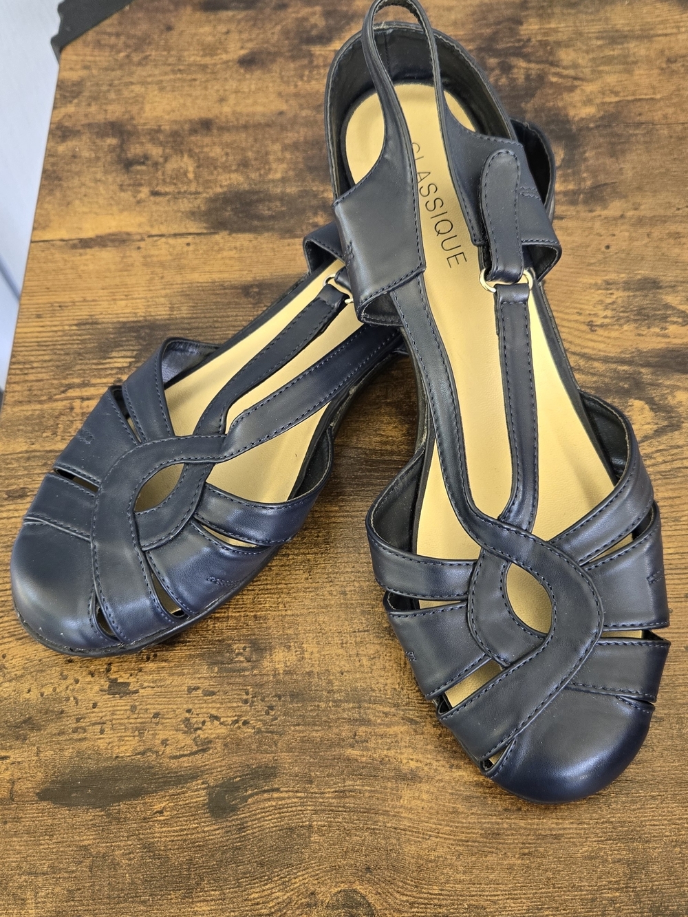CLASSIQUE Women's Navy Blue Sandals Size 9.5 - Picture 3 of 5